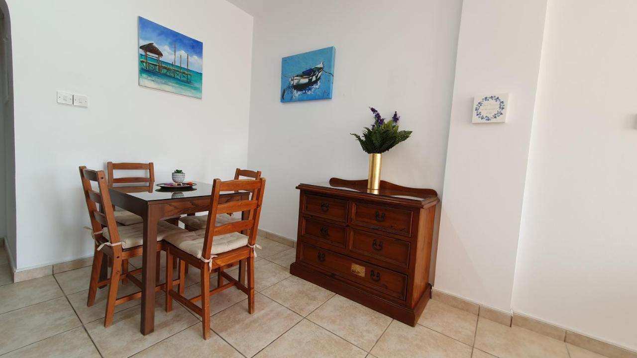 Peaceful Apartment With Double Bed - Oak Breeze Paphos Ngoại thất bức ảnh