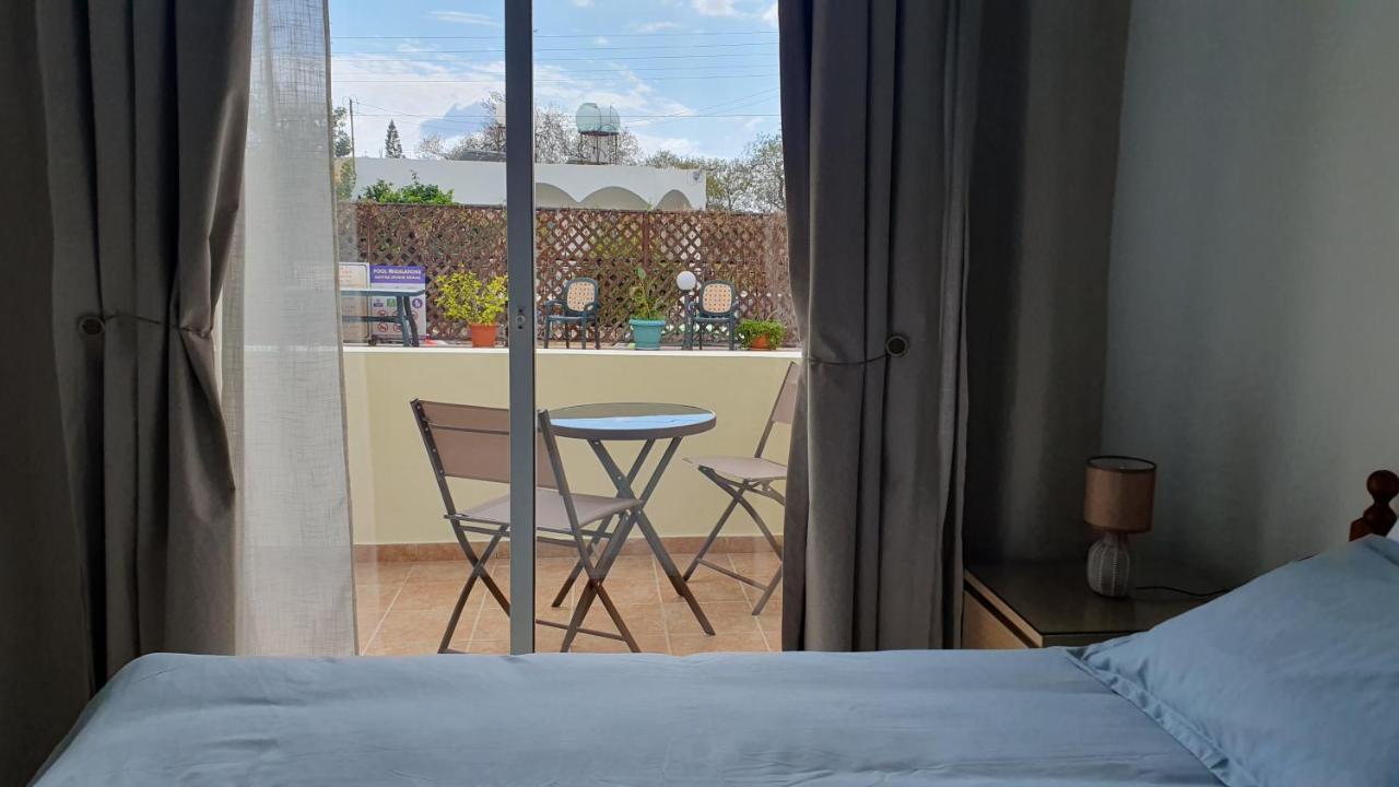 Peaceful Apartment With Double Bed - Oak Breeze Paphos Ngoại thất bức ảnh