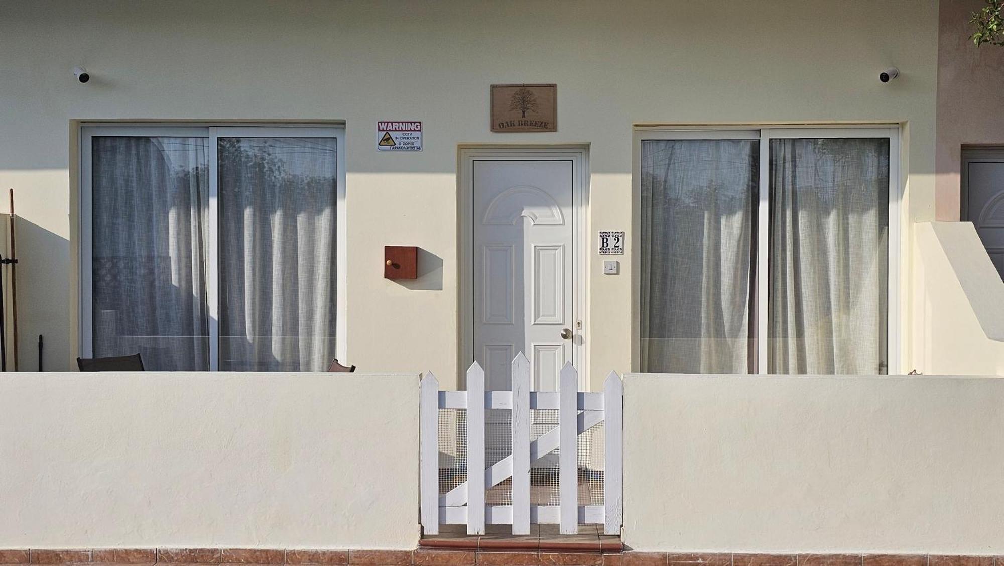 Peaceful Apartment With Double Bed - Oak Breeze Paphos Ngoại thất bức ảnh